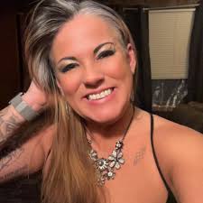 Let's talk about Unlimited Soup, Salad & Breadsticks 🧅🍲 Two people head  to Olive Garden and order the $9.99 lunch special. They each get soup,  salad, breadsticks… and plenty of refills. They