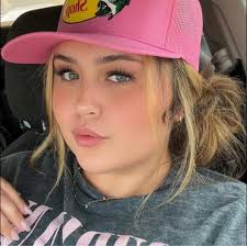 Anna Breedlove updated her profile picture.