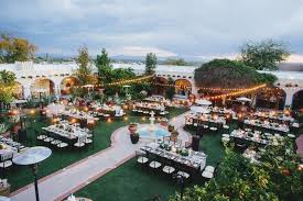 Outdoor Modern Al Fresco Wedding Reception At Hacienda Del Sol In Tucson Arizona Dream Turned Reality By Arizona Wedding Tucson Wedding Phoenix Wedding Venue