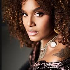 Daisy Dee (@daisydeeofficial) • Instagram photos and videos