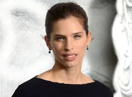Maïwenn le besco leon may 16, 2021 · her name is maïwenn le besco, who professionally as simply maïwenn. Maiwenn Revient Sur Sa Rupture Devastatrice Avec Luc Besson Voici