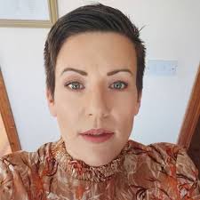 Wendy Hogan (@jaffawendy)