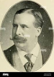 Bertie Kramer's Instagram, Twitter & Facebook