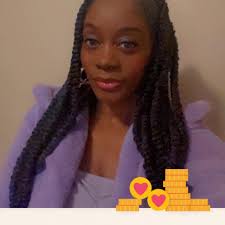 Mulberry Monday 😊 We were both thinking a shade of purple today. Great  choice Jeannette Reyes 🍇 Hope your day is off to a good start-