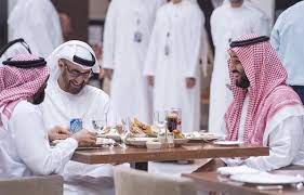 محمد بن سلمان، محمد بن زايد. Ù…Ø­Ù…Ø¯ Ø¨Ù† Ø²Ø§ÙŠØ¯ ÙŠØ¨Ø­Ø« Ù…Ø¹ Ù…Ø­Ù…Ø¯ Ø¨Ù† Ø³Ù„Ù…Ø§Ù† Ø§Ù„Ø¹Ù„Ø§Ù‚Ø§Øª Ø¨ÙŠÙ† Ø§Ù„Ø¨Ù„Ø¯ÙŠÙ†