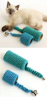 Easy learning watching this video. 25 Fun And Easy Crochet Patterns For Your Cat Diy Crafts