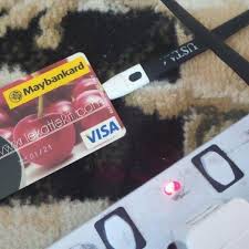 Untuk maklumat anda, pihak bank biasanya akan menetapkan tarikh untuk anda tukar duit raya. Perhatian Semua Pemegang Kad Debit Maybank Perlu Tukar Sebelum Tarikh Ni Lekat Lekit Story
