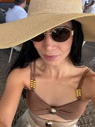 Xenia Scott (@xenia.scott) • Instagram photos and videos