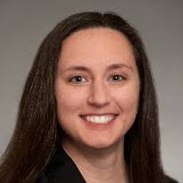 Amanda Arnold's Instagram, Twitter & Facebook