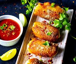 Crispy Aloo Cheese Bread Rolls | आलू चीज़ ब्रेड रोल्स रेसिपी - twinskirasoi