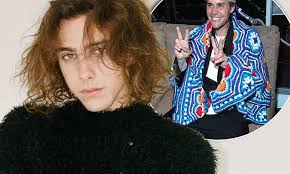 Aussie artist Eddie Benjamin reveals he has Justin Bieber