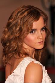 She has gained recognition for her roles in both blockbusters and independent films. More Pics Of Emma Watson Medium Curls 3 Of 13 Shoulder Length Hairstyles Lookbook Stylebistro