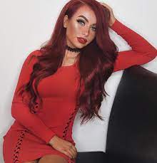 2 667 Likes 65 Comments Viktoria Tonje Hagen Flukeofmakeup On Instagram Waiting For The Pizza Like Maroon Hair Dark Red Hair Dark Red Hair Color