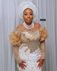 40 Gorgeous Wedding Dress Styles For Your African Traditional Wedding The Glossychic African Lace Dresses African Lace Styles Latest African Fashion Dresses
