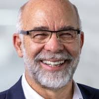 Steve Schutter's Instagram, Twitter & Facebook