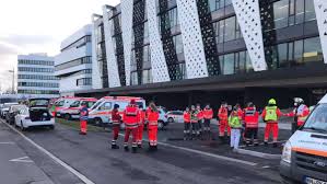 Die radstars neckarsulm stehen fest! Verwaltungsgebaude Von Lidl Drei Menschen Durch Explosion In Neckarsulm Verletzt Baden Wurttemberg Stuttgarter Nachrichten