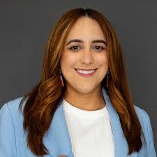 Deborah Conte's Instagram, Twitter & Facebook