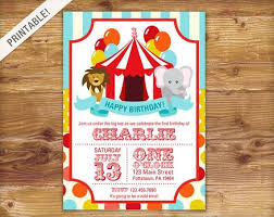 Bienvenido A Applesandelephants Vengan Todos Celebrar Al Cumpleanero O Nina Con Estas Circus Birthday Invitations Carnival Invitations Circus First Birthday