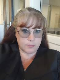 Hi! New member! I consider myself dull, because I have minimal social life  due to having teenagers, whose social life is now my social schedule. 😐