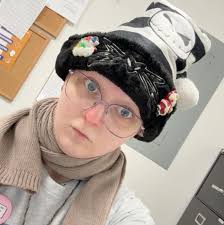 Today's the first day at family gathering that I am going shirt less to go  in pool! Had top surgery a few months ago and hoping my sister in law will  wake