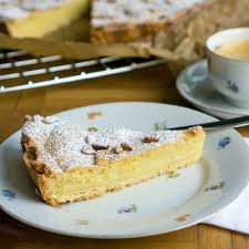 Torta Della Nonna Eine Italienische Spezialitat Madame Cuisine Rezept In 2020 Kuchen Und Torten Rezepte Kuchen Rezepte Einfach Kuchen Und Torten