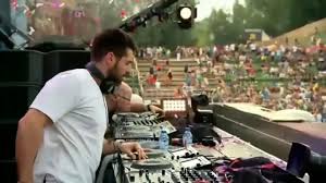 .selain dikenal sebagai seorang dj profesional alok juga dikenal sebagai orang yang dermaw. Muka Asli Dj Alok Youtube