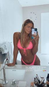 Она ответила на вопрос, выступит ли на. Yuliya Efimova Vylozhila Zhguchee Foto V Bikini I Pozhalovalas Na Figuru Mk