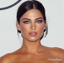 Veronica Peredo (ronnieperedo)