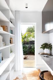 A Pair Of Expert Renovators Transformed This Home Into A Fun Beachside Dream Modern Home Offices Home Renovation Contemporary Home Office