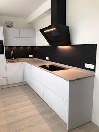 pin op glazen keukenachterwanden