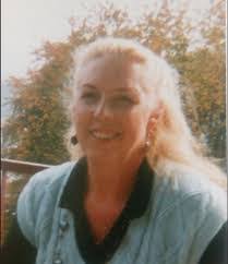 Diana Callahan's Instagram, Twitter & Facebook