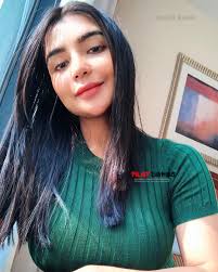 Aaditi Kohli- Daring Nude Moments Captured