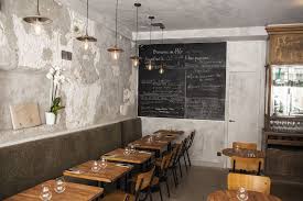 Haut Bistrot Franco Japonais Vitrine Bois Deco Interieurs Cafe