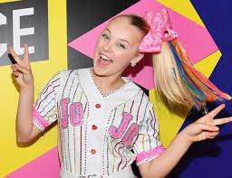 But siwa quickly found a second act, becoming a huge social media celebrity thanks to her youtube channels. Omg Jojo Siwa Is Now A Brunette Kiss