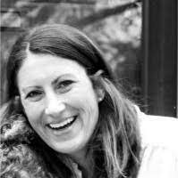 Emily Reardon's Instagram, Twitter & Facebook