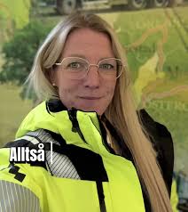 Fredag och min sista arbetsdag för 2025✨Bjuder på en liten film med mina  första månader på AkkaFRAKT 🪿 , Att vara ny på jobbet är alltid spännande,  utmanade och ibland lite förvirrande 😅, Men jag…