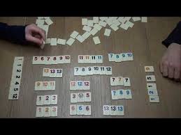 Que tal amigos, les dejo este tutorial para aprender a jugar rummy en solo 5 minutos, en este video te explico fácilmente como jugar. How To Play Rummikub With Actual Gameplay Youtube Rummikub Family Card Games Rummikub Game