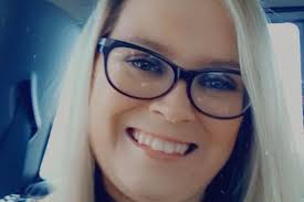 Fundraiser for Lisa Keys by Amanda Jewell Shalhout : Help Amanda Keys  family lay her to rest