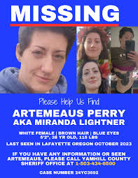 Sharing this for Lacy cunningham knowles family. She used to live in  Klamath falls a few years ago. So there's a chance she could be in our  community. Lacy called her mom