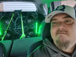 Audiopipe TXXBDC2 setup in 2007 Mitsubishi Outlander