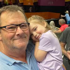 Will knee stiffness and aching stop after total knee replacement surgery?