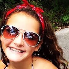 Natalie Hix's Instagram, Twitter & Facebook