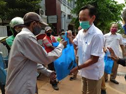 Official account of pt perkebunan nusantara xii coffee, cocoa, rubber, tea, sugar cane jl. Ptpn Xii Bagi Sembako Dan Masker Ke Warga Sekitar Kantor Pusat Lain Lain