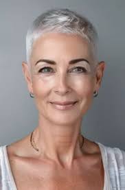 53 Gorgeous Short Haircuts for Women Over 60 This Year