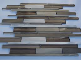 Oberfl Auml Che X3a Gl Auml Nzend X2f Matt X2f Geb Uuml Rstet Material X3a Glasmosaik X2f Aluminium 11 Matten X3d Glasmosaik Aluminium Mosaik