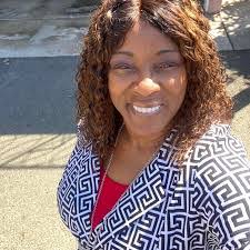 Theresa Lofton's Instagram, Twitter & Facebook