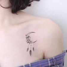12 Dainty Collarbone Tattoos We Want To Copy Like Yesterday Shoulder Tattoos For Women Collar Bone Tattoo Tattoo Designs For Girls