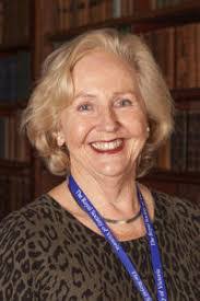 Sandra Rees's Instagram, Twitter & Facebook