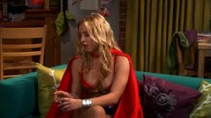 Kaley Cuoco Wearing Wonder Woman Costume grande Bang Theory Kaley Cuoco la  grande Bang Theory Imágenes por Cacilia_13 | Imágenes españoles imágenes