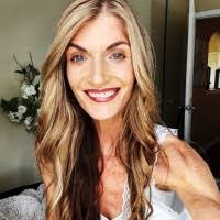 800+ "Stroia" profiles